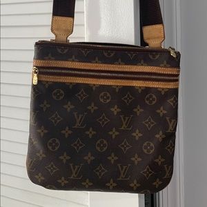Louis Vuitton Pochette Bosphore Crossbody Bag 100% authentic
